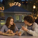 jesse_eisenberg_and_kristen_stewart_adventureland_movie_image_1
